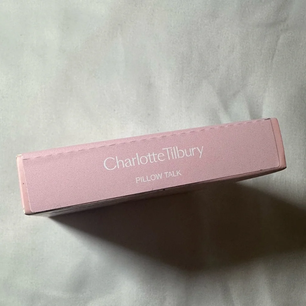 Charlotte Tilbury Cheek to Chic in Pillow Talk